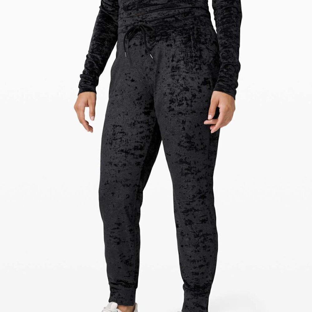 Lululemon Ready to Crush Jogger - 8 Black